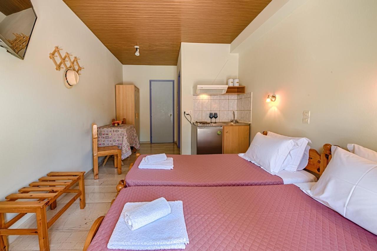 Anemos Studios & Apartments Poros  Dış mekan fotoğraf