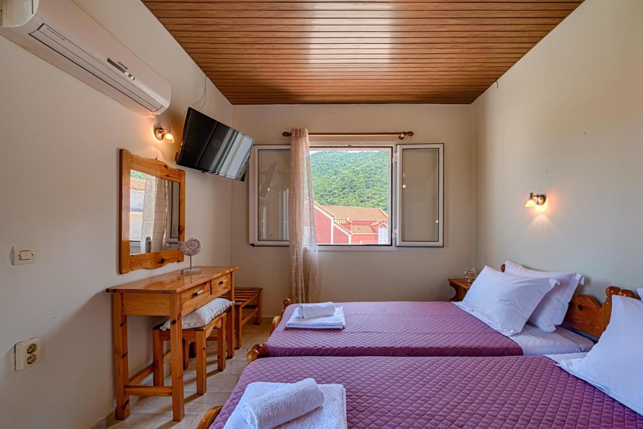 Anemos Studios & Apartments Poros  Dış mekan fotoğraf