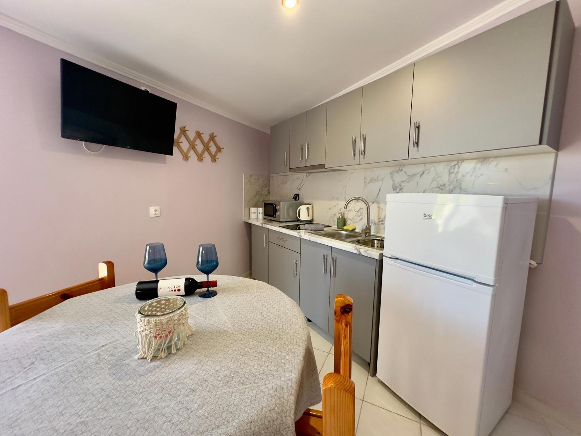 Anemos Studios & Apartments Poros  Dış mekan fotoğraf