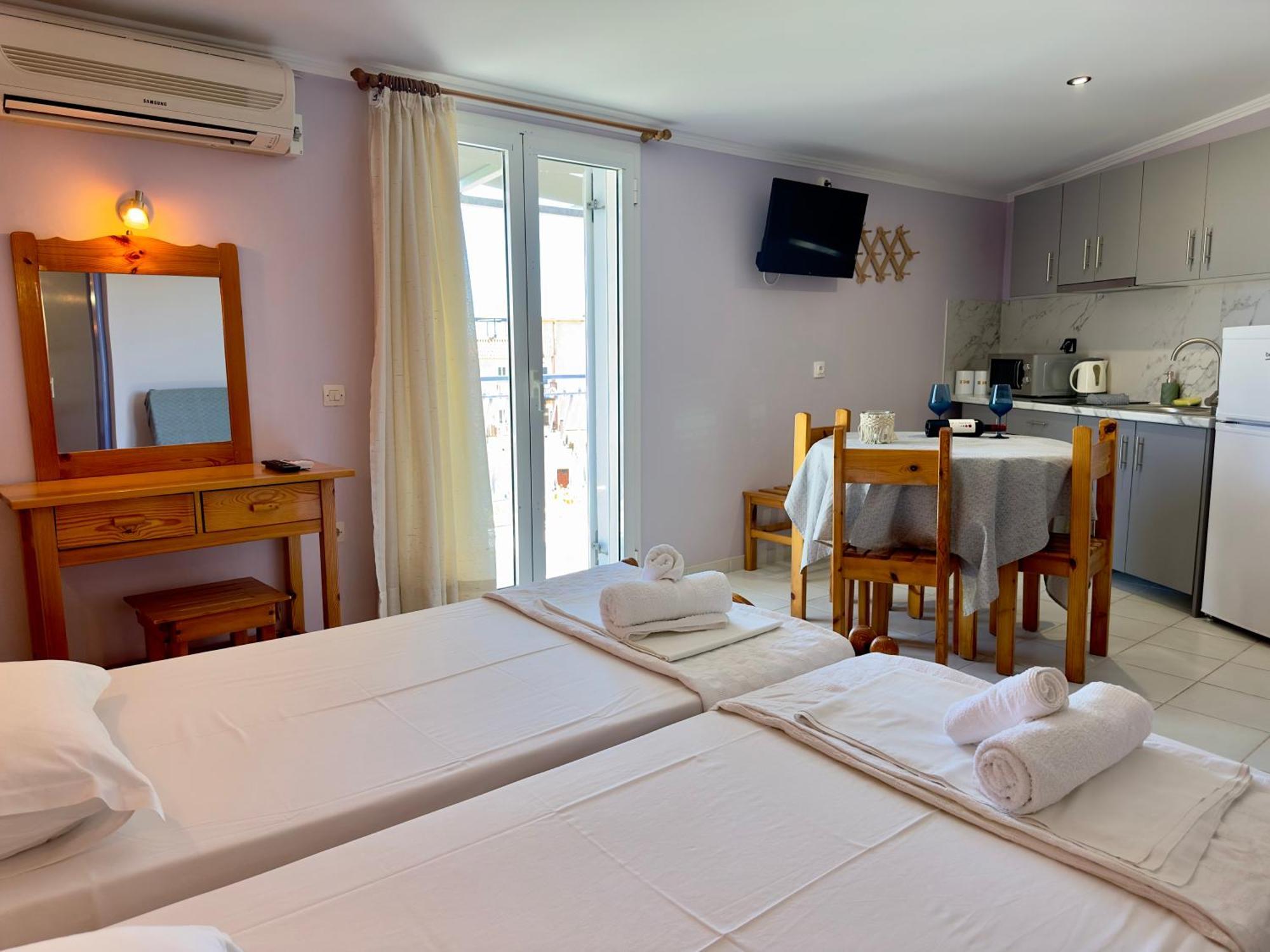Anemos Studios & Apartments Poros  Dış mekan fotoğraf