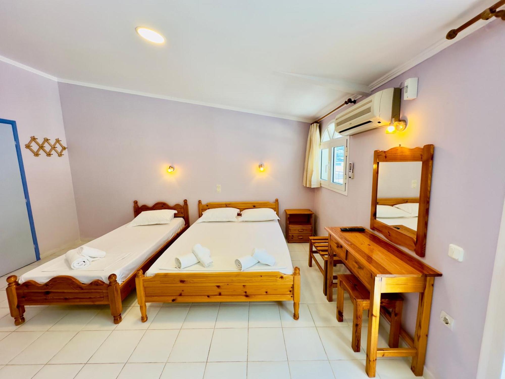 Anemos Studios & Apartments Poros  Dış mekan fotoğraf