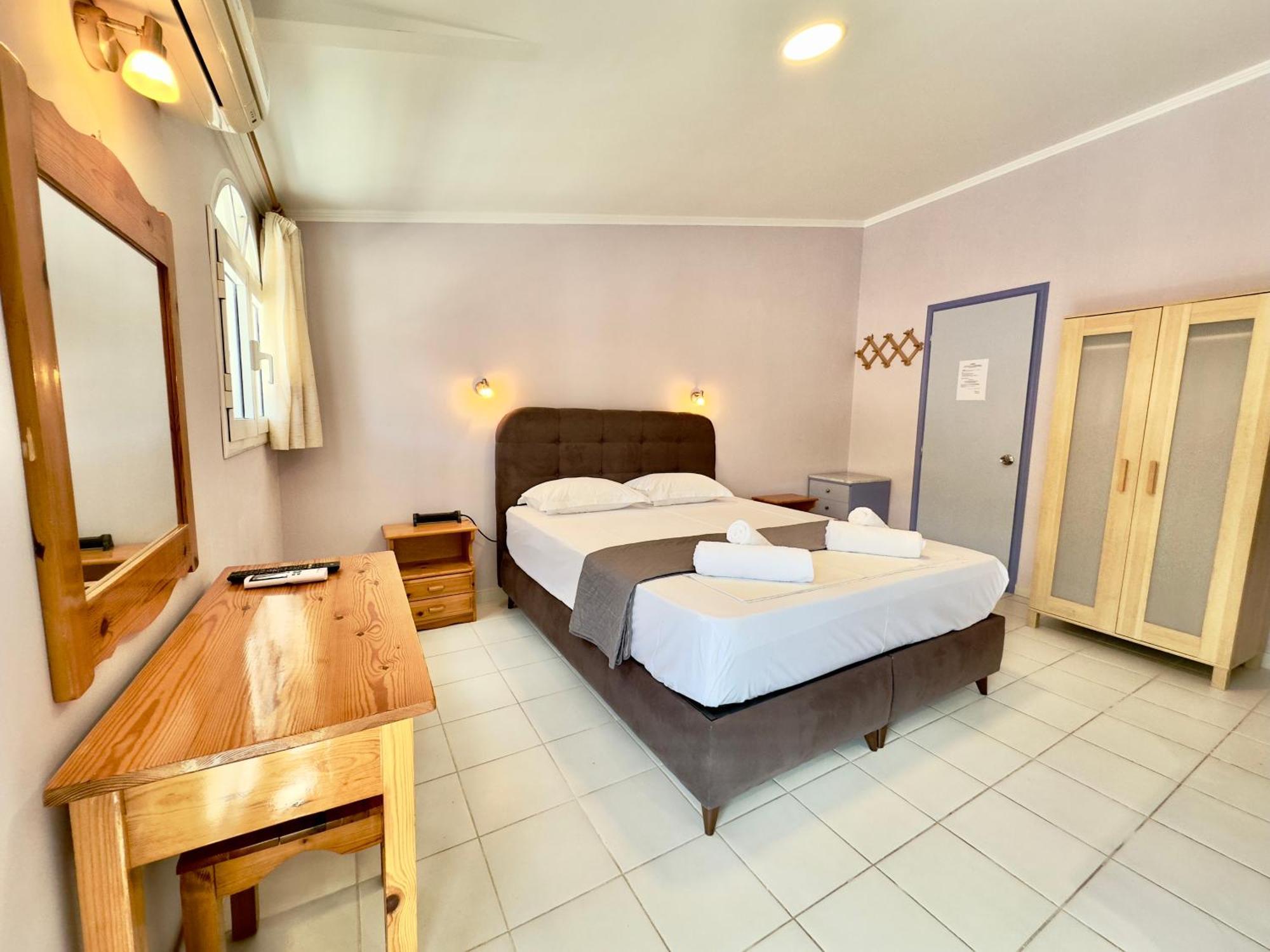 Anemos Studios & Apartments Poros  Dış mekan fotoğraf